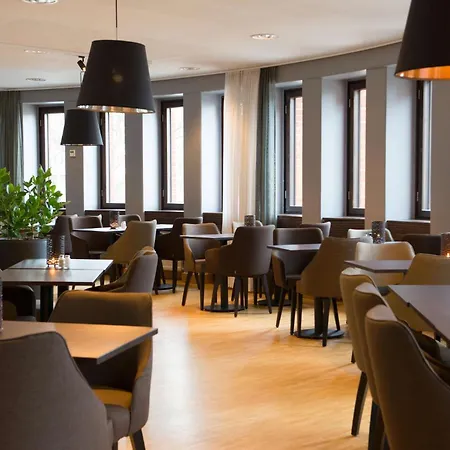 Sky Hotel Malmoe City-3
