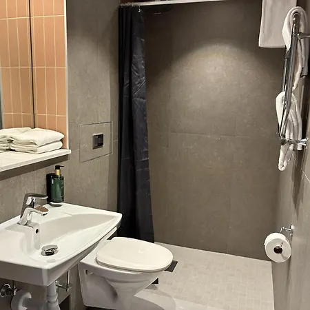Sky Hotel Malmoe City-3